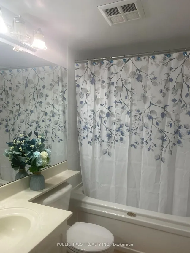 Additional image 9 of 5 Northtown Way Unit 910