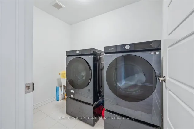 Additional image 34 of 3043 John McKay Blvd