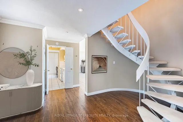 Additional image 10 of 1333 Bloor St Unit PH11