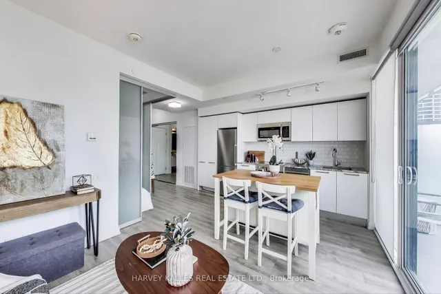 Additional image 10 of 28 Wellesley St Unit 2408