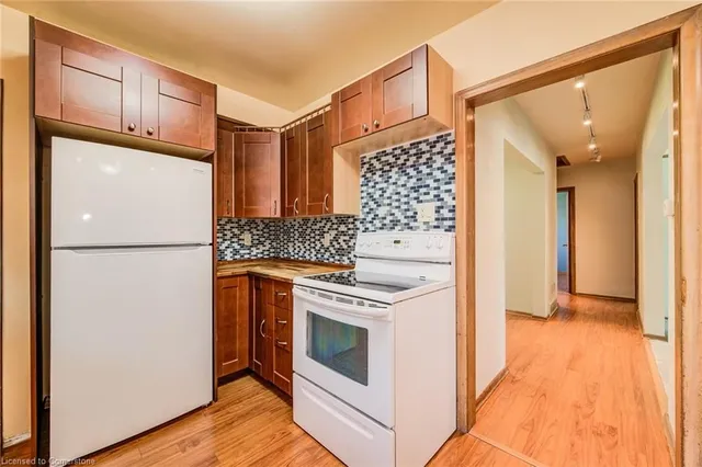 Additional image 20 of 574 Krug St