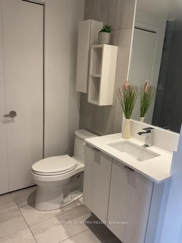 Additional image 8 of 195 Redpath Ave Unit 1713