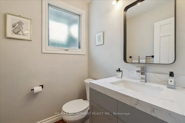 Additional image 15 of 32 Highland Park Dr