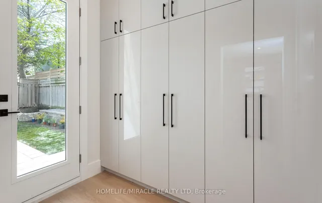 Additional image 46 of 55 Adanac Dr