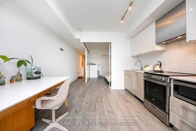 251 Jarvis A St Unit 832