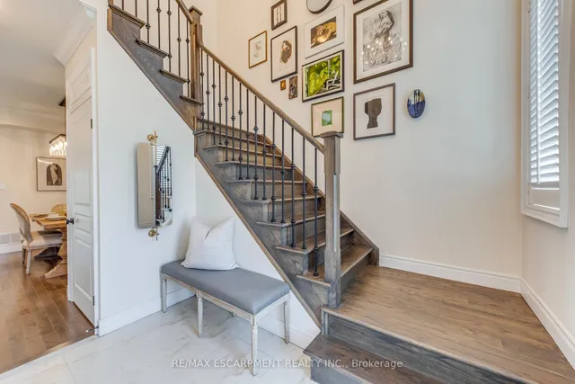 Additional image 24 of 12 Riva Crt