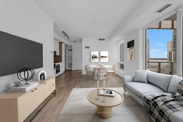 Additional image 13 of 28 Freeland St Unit 1404