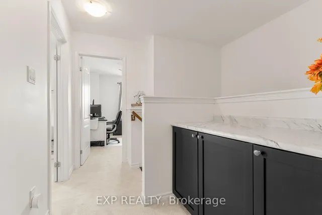 Additional image 14 of 6 Stratus St