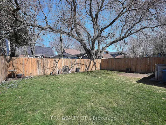 Additional image 39 of 13 Avon Park Dr