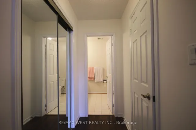 Additional image 30 of 73 Hullrick Dr