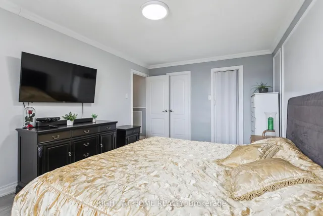 Additional image 22 of 451 The West Mall N/A Unit 1616