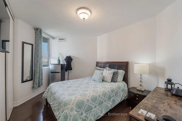 Additional image 23 of 236 Albion Rd Unit 1110