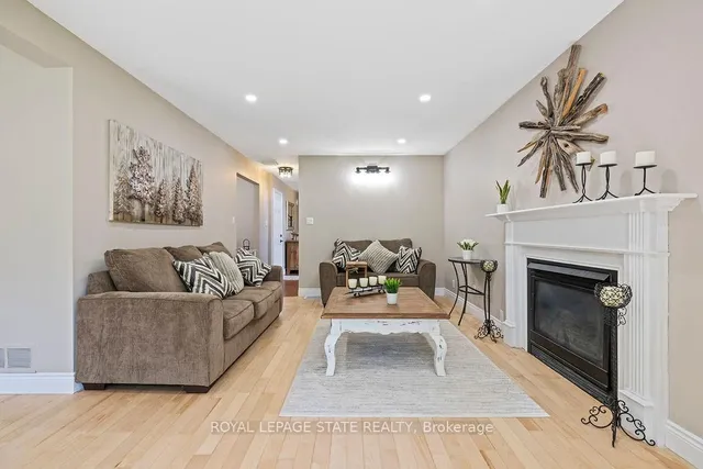 Additional image 12 of 16 Linington Tr