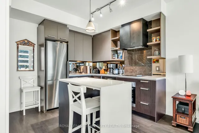 Additional image 9 of 1830 Bloor St Unit 701