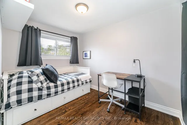 Additional image 16 of 2083 Mount Royal Ave