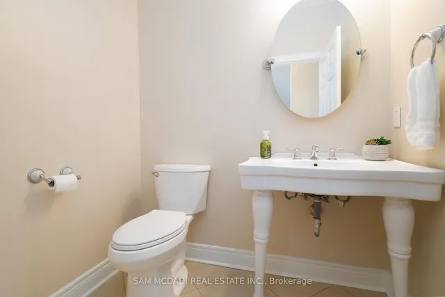 Additional image 31 of 11170 Menzies Crt