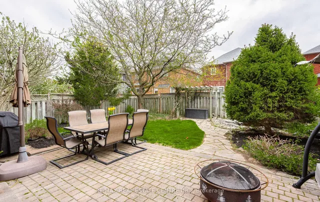 Additional image 47 of 1731 Riverbrook Cres