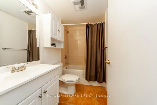 Additional image 33 of 1600 Keele St Unit 202