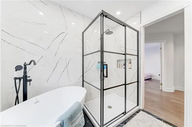 Additional image 22 of 37 Dalegrove Cres