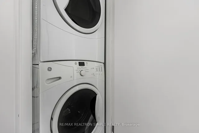 Additional image 17 of 169 Fort York Blvd Unit 926