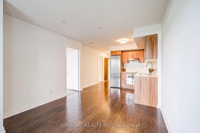 Additional image 16 of 255 Village Green Sq Unit 604