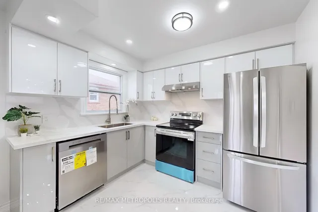 Additional image 9 of 19 Tremely Cres