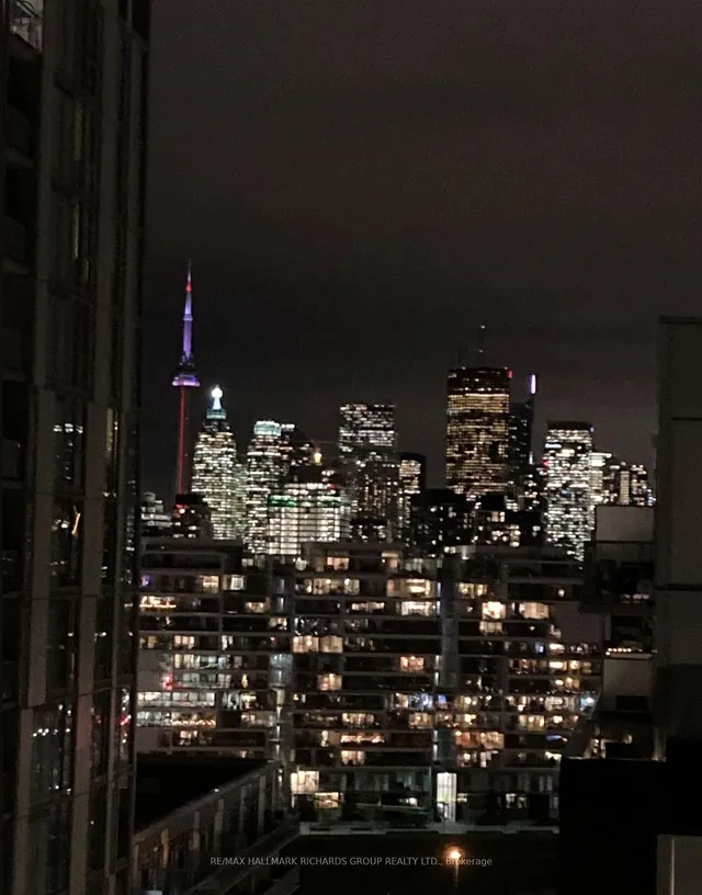 Additional image 32 of 45 Baseball Pl Unit 1408