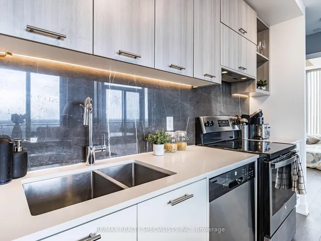 Additional image 16 of 180 Veterans Dr Unit #609