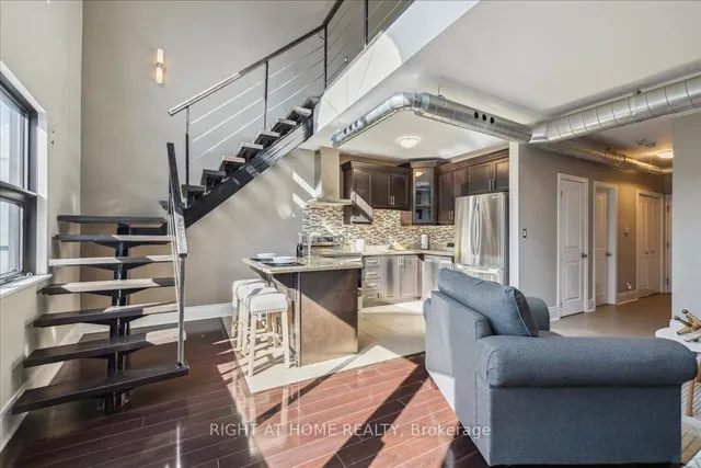 Additional image 11 of 80 King William St Unit 402