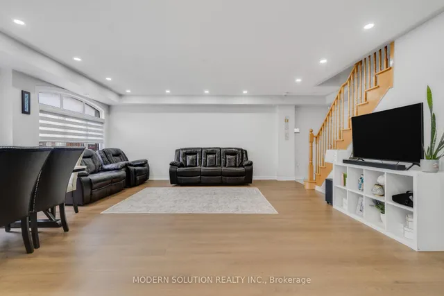 Additional image 23 of 200 Veterans Dr Unit 22