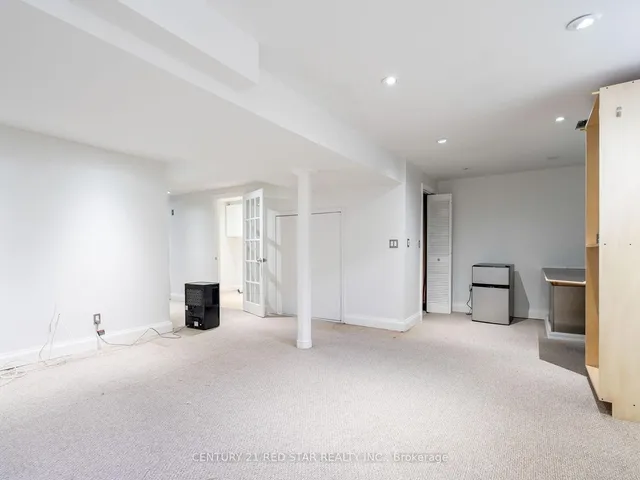 Additional image 25 of 1144 Barclay Circ