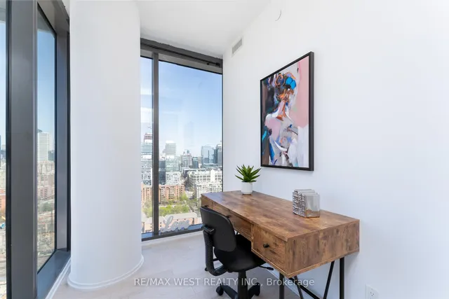 Additional image 13 of 16 Bonnycastle St Unit 2002