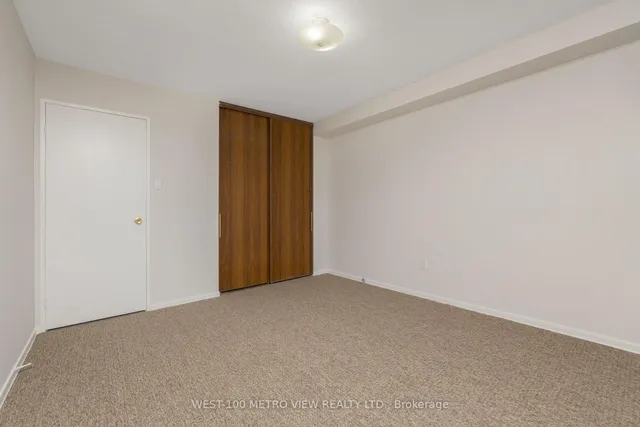 Additional image 11 of 15 Kensington Rd Unit 908