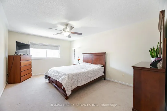 Additional image 33 of 47 Heartleaf Cres