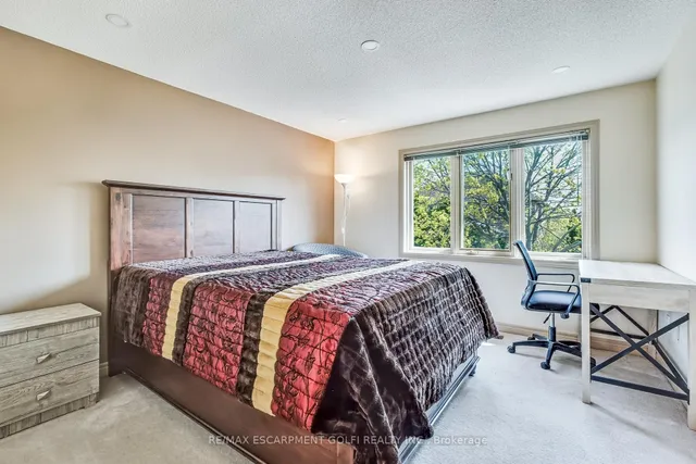 Additional image 12 of 113 Meadowlands Blvd