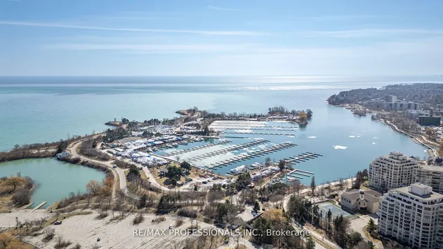 Additional image 46 of 33 Shore Breeze Dr Unit LPH3501