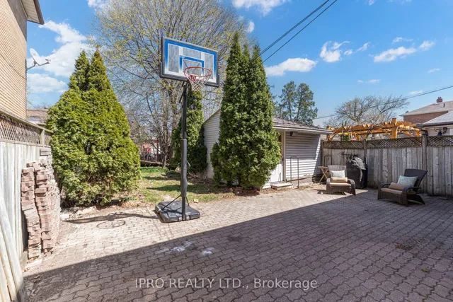 Additional image 27 of 239 Bicknell Ave