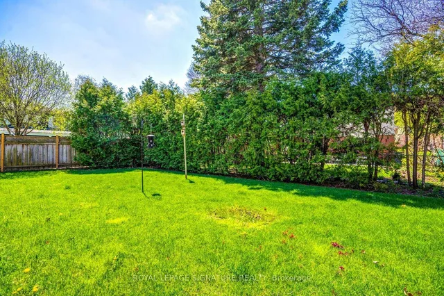 Additional image 42 of 22 Dalbret Cres