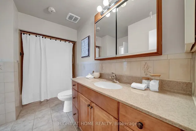 Additional image 22 of 16 Pendle Hill Crt