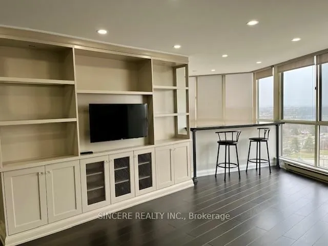 Additional image 4 of 85 Skymark Dr Unit 1005