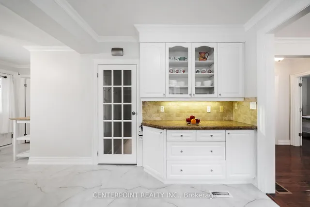 Additional image 10 of 32 Hertford Ave