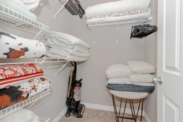 Additional image 41 of 573 Florencedale Cres