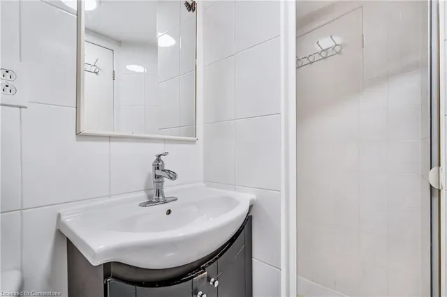 Additional image 31 of 172 Elmhurst Dr