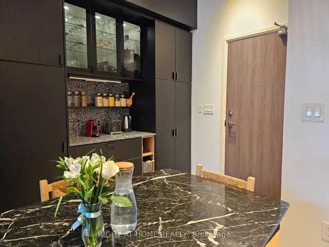 Additional image 16 of 576 Front St Unit 210