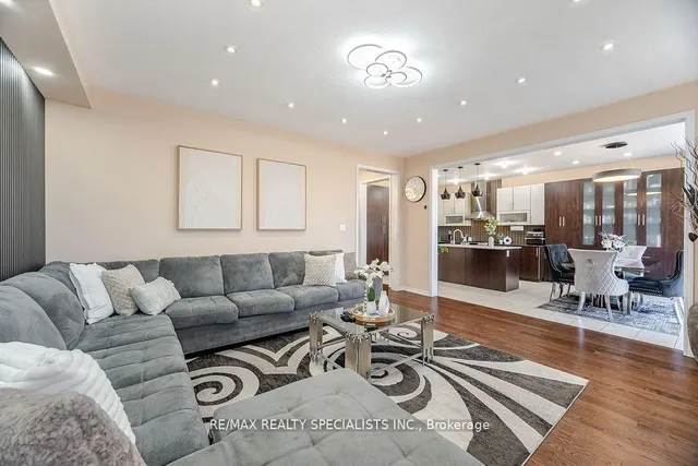 Additional image 17 of 52 Abercrombie Cres