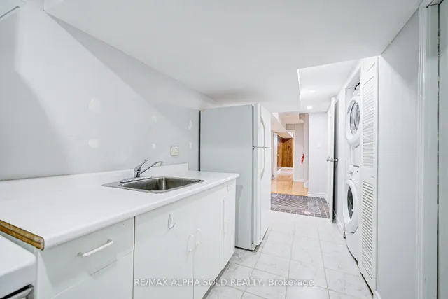 Additional image 36 of 70 Clydesdale Dr