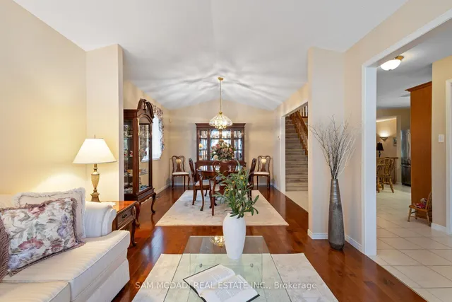 Additional image 11 of 18 Naples Blvd