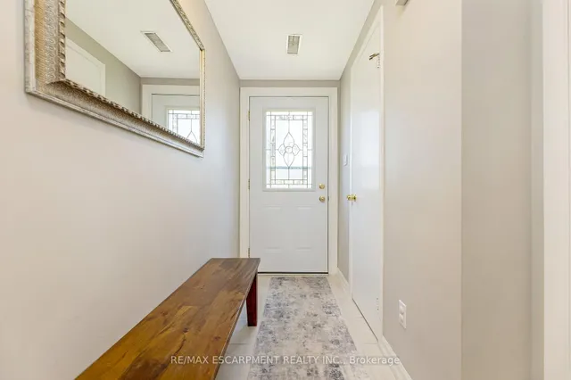 Additional image 5 of 235 Bronte St Unit 14