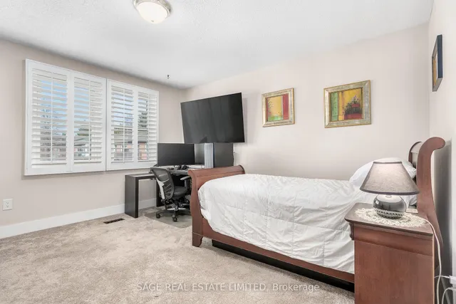 Additional image 33 of 385 The East Mall N/A Unit 6