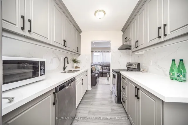 Additional image 9 of 144 Fleetwood Cres